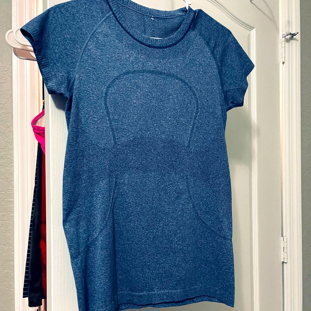 Lululemon swiftly tech Top